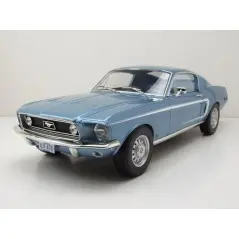 Ford Mustang Fastback GT 1968 Azul claro