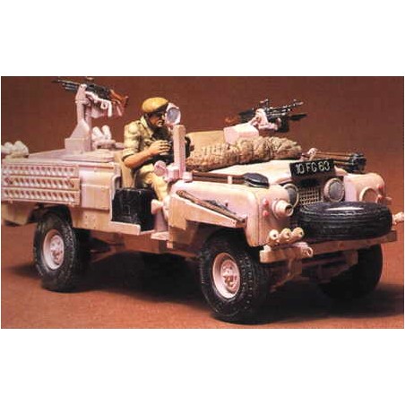 1.35 British SAS Pink Panther Land Rover