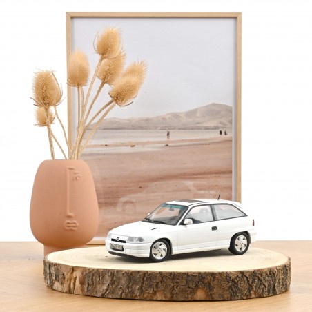 Opel Astra GSi 1991 Blanc Casablanca