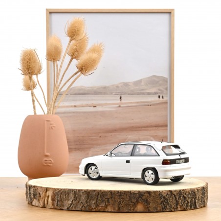 Opel Astra GSi 1991 Blanc Casablanca