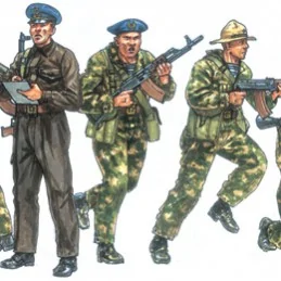 ITALERI 6169 - Fuerzas especiales soviéticas de los años 80 - ESCALA 1/72