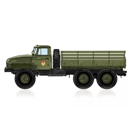 Hobby Boss 82930 Russian URAL-4320 Truck Escala:1/72