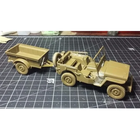 ITALERI 0314 - Willys MB jeep with trailer. Escala 1/35.